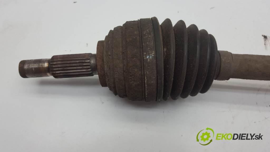 RENAULT CLIO  2005 72kW    1390 Poloos pravá 8200618111 (Poloosy)