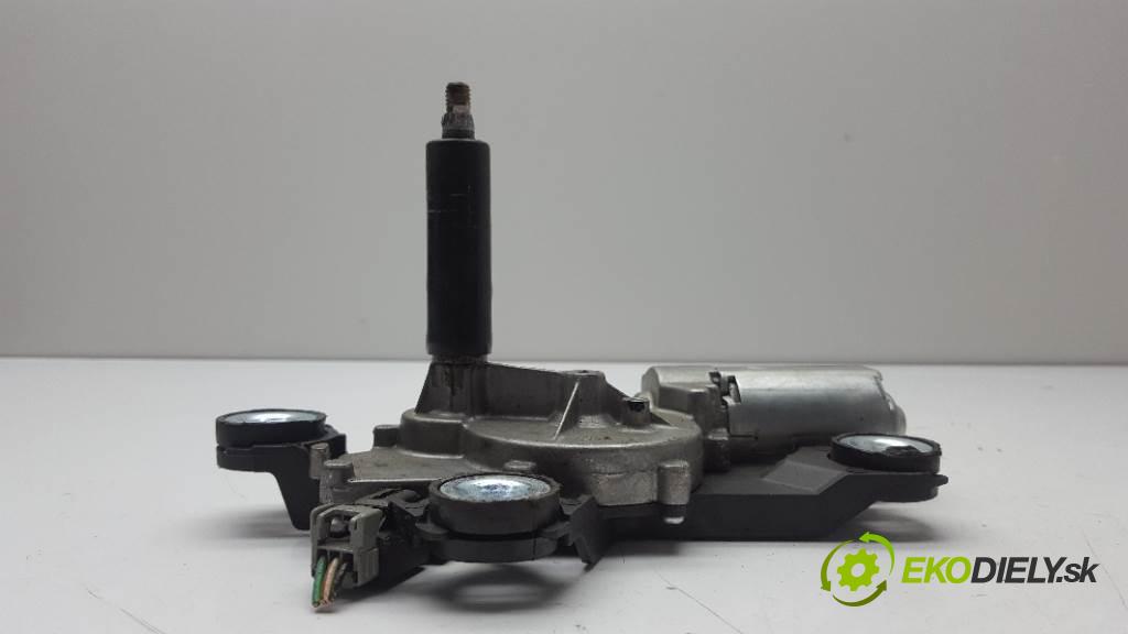 VOLVO V50 I 2005  I 1997 motorek stěračů zadní část 3M51R17K441AD 3PIN