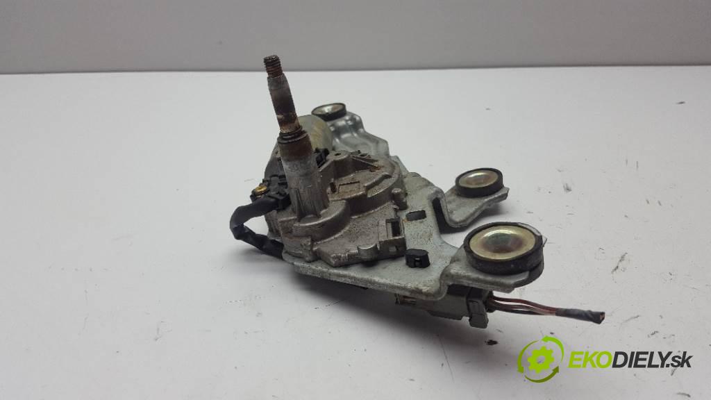 FORD MONDEO MK3        motorek stěračů zadní část 0390201567 3PIN