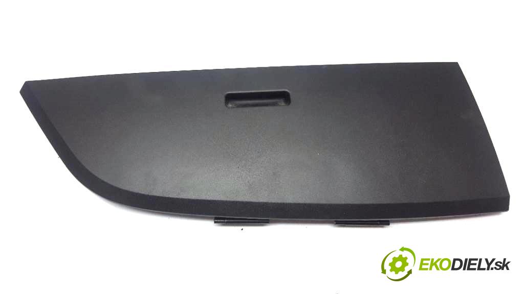 FORD FOCUS II C-MAX  2003 88kW    1798 Priehradka, kastlík prístrojovky 