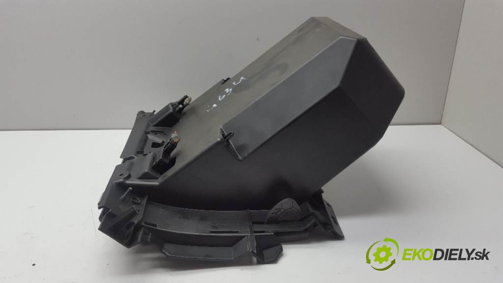 FORD FOCUS II C-MAX  2003 88kW    1798 Priehradka, kastlík spolujazdca 3M51R06008 (Priehradky, kastlíky)