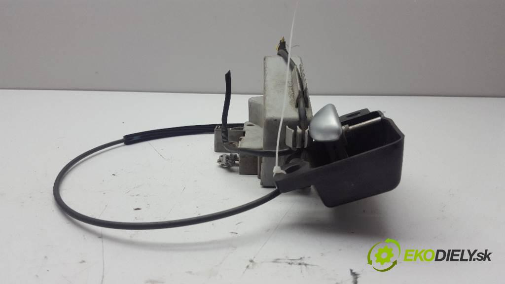 FORD PUMA  1998 92kW   1679 zámok přední část levý 95FBC219A65 6PIN