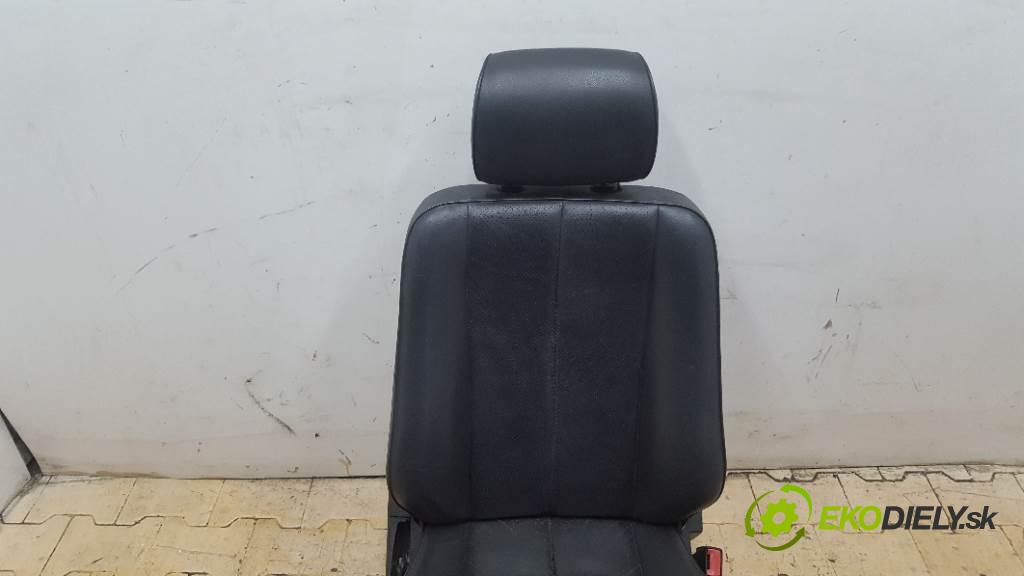 MERCEDES-BENZ W210 E290 2002 0 kW E290 2.9 Sedadlo pravy  (Sedačky, sedadlá)