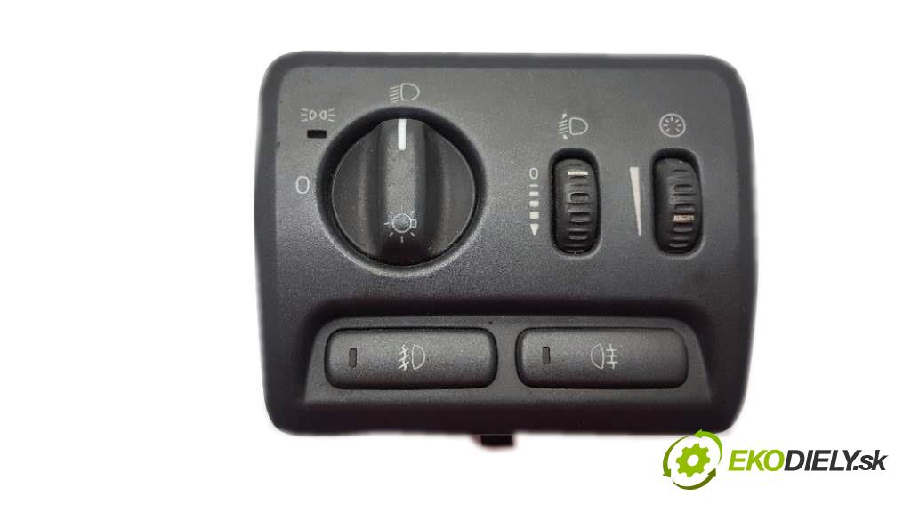 VOLVO V 70  2000 103kW    2461 přepínač světel 9441233 (Ovládaní topení a přepínače)