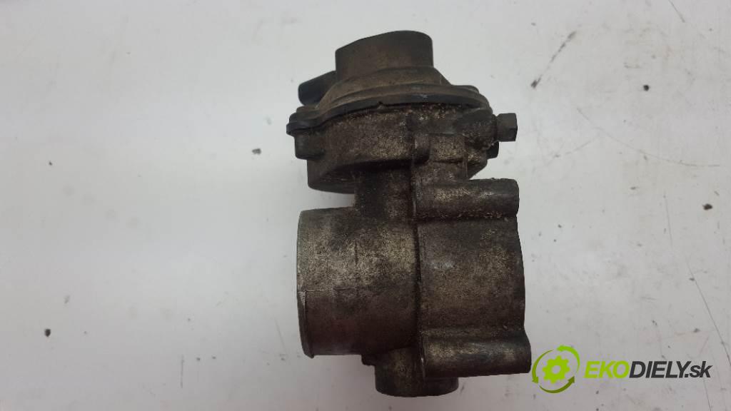 FORD         Škrtiaca klapka VP2S6U9E928BA (Škrtiace klapky)