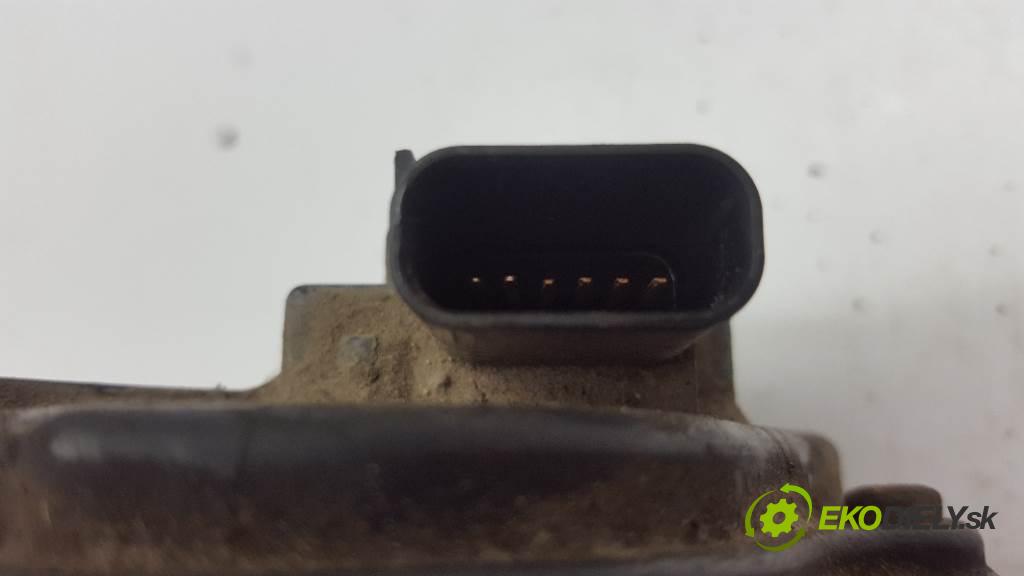 FORD         Škrtiaca klapka VP2S6U9E928BA (Škrtiace klapky)