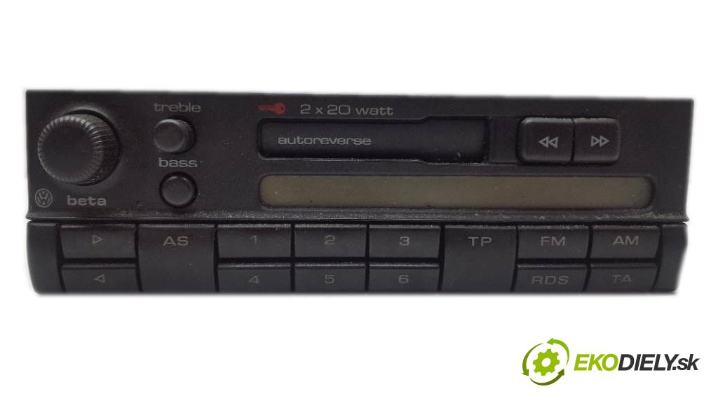 VOLKSWAGEN GOLF IV        RADIO 3B0035152 (Audio zariadenia)