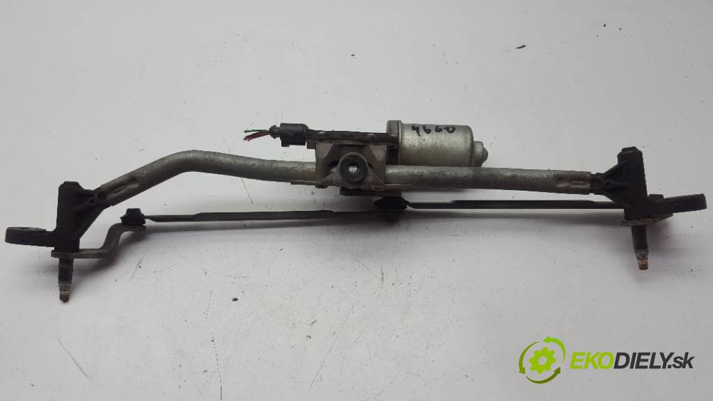 SKODA ROOMSTER  2010 63kW    1390 Mechanizmus stieračov predný 5J1955113B (Motorčeky stieračov predné)