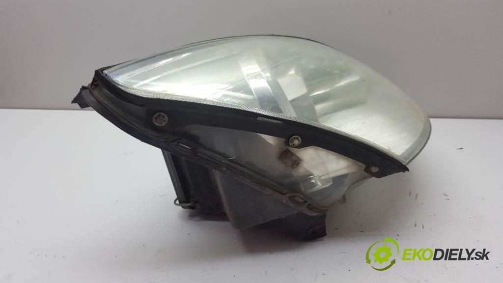 FORD FOCUS MK1  2002 66kW    1753 Svetlomet pravy 2M5113W029BD (Pravé)