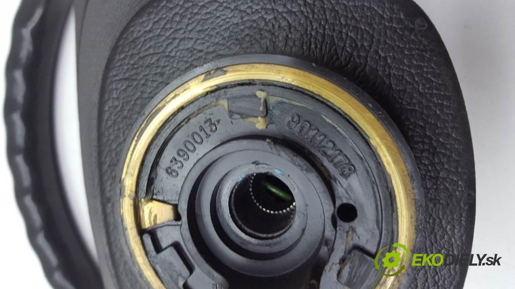 OPEL KADETT  1997     1598 Volant 90112178 (Volanty)