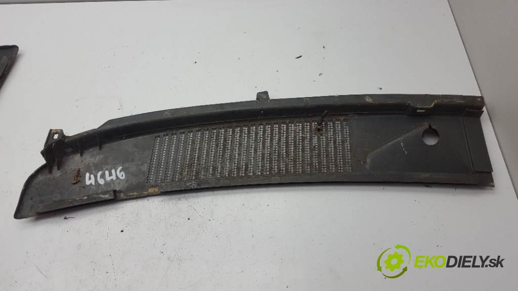 OPEL KADETT  1997    1598 Torpédo, plast pod čelné okno 9018686842 90186841 (Torpéda)
