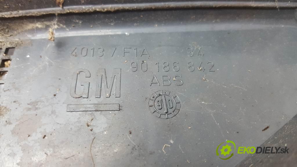 OPEL KADETT  1997    1598 Torpédo, plast pod čelné okno 9018686842 90186841 (Torpéda)