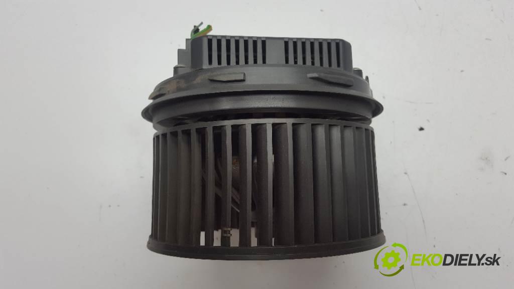 VOLVO V 50  2005 100kW   1997 Ventilátor ventilátor kúrenia 4M5H18456CD (Ventilátory kúrenia)