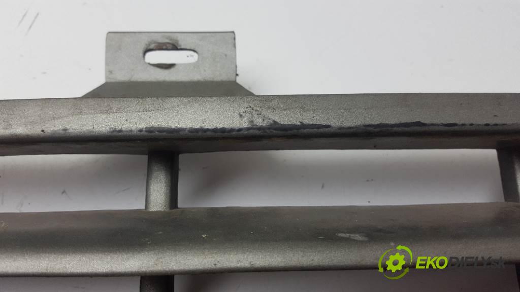 OPEL KADETT  1997     1598 Mriežka maska  (Mriežky, masky)