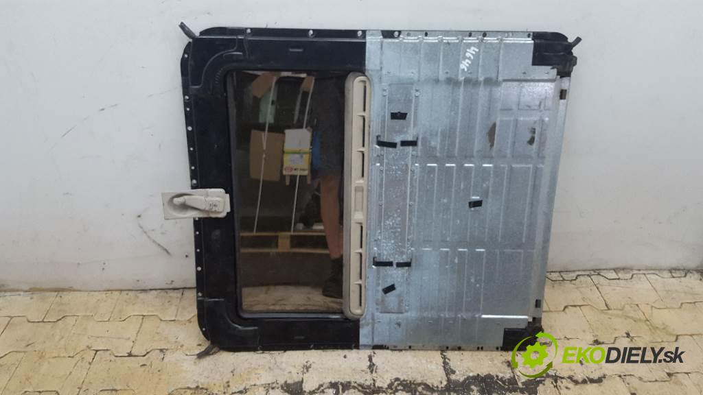 OPEL KADETT  1997     1598 střešní okno  (Okna karoserie)