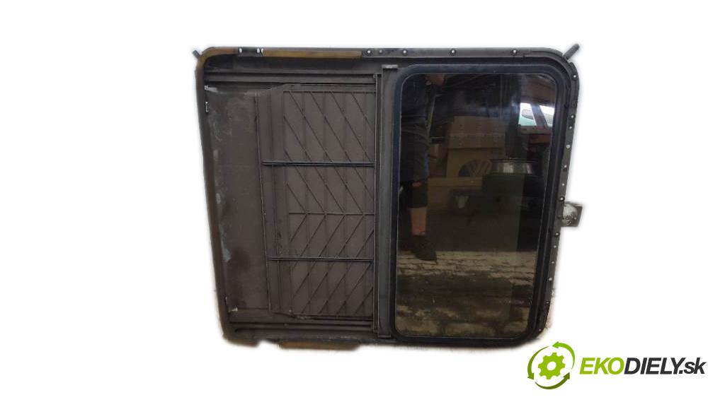 OPEL KADETT  1997     1598 střešní okno  (Okna karoserie)