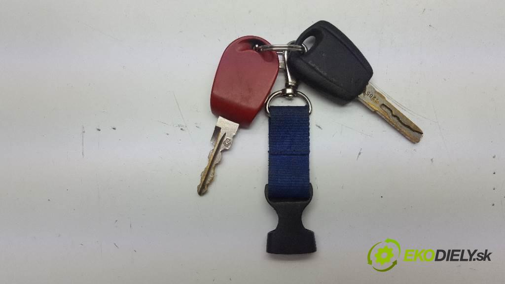 FIAT PANDA II II 2007 44kW II 1242 spinačka 61027500 KOMPLET (Spínacie skrinky a kľúče)