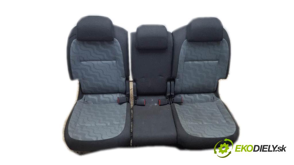 SKODA ROOMSTER  2008 77kW    1598 Sedadlo zad KOMPLET (Sedačky, sedadlá)