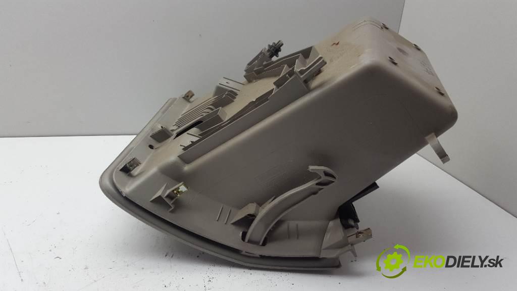 RENAULT MODUS   2005 48kW   1461 Priehradka, kastlík spolujazdca 8200461376 (Priehradky, kastlíky)