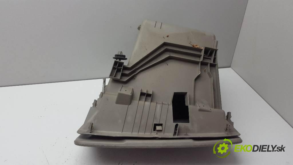 RENAULT MODUS   2005 48kW   1461 Priehradka, kastlík spolujazdca 8200461376 (Priehradky, kastlíky)