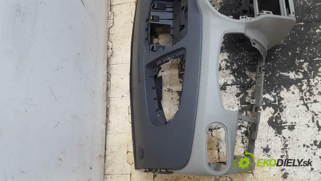 RENAULT MODUS   2005 48kW   1461 Palubná doska  (Palubné dosky)