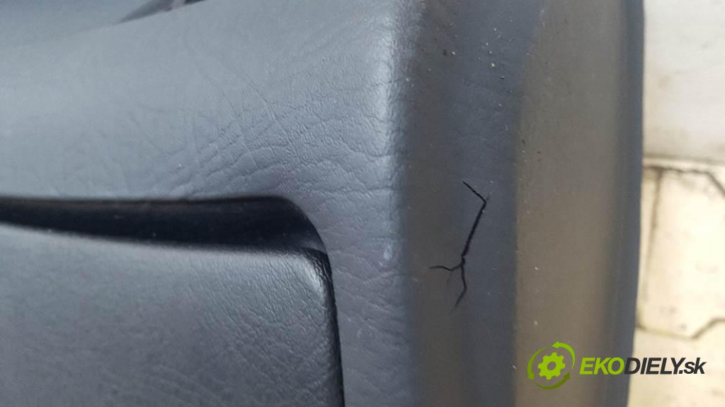 AUDI 80 B4  1993 66kW   1984 Palubná doska  (Palubné dosky)