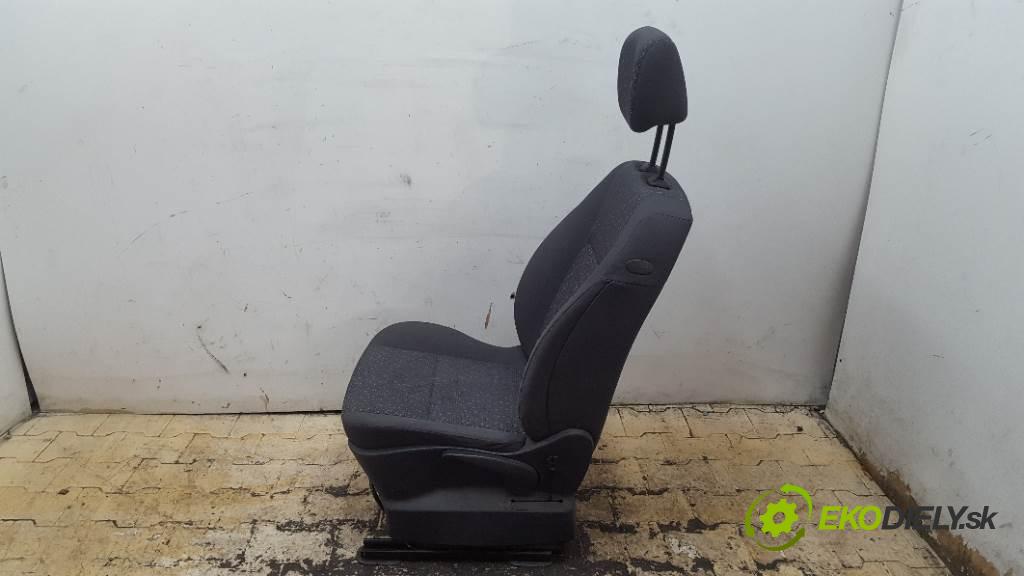 RENAULT MODUS   2005 48kW   1461 Sedadlo ľavy  (Sedačky, sedadlá)