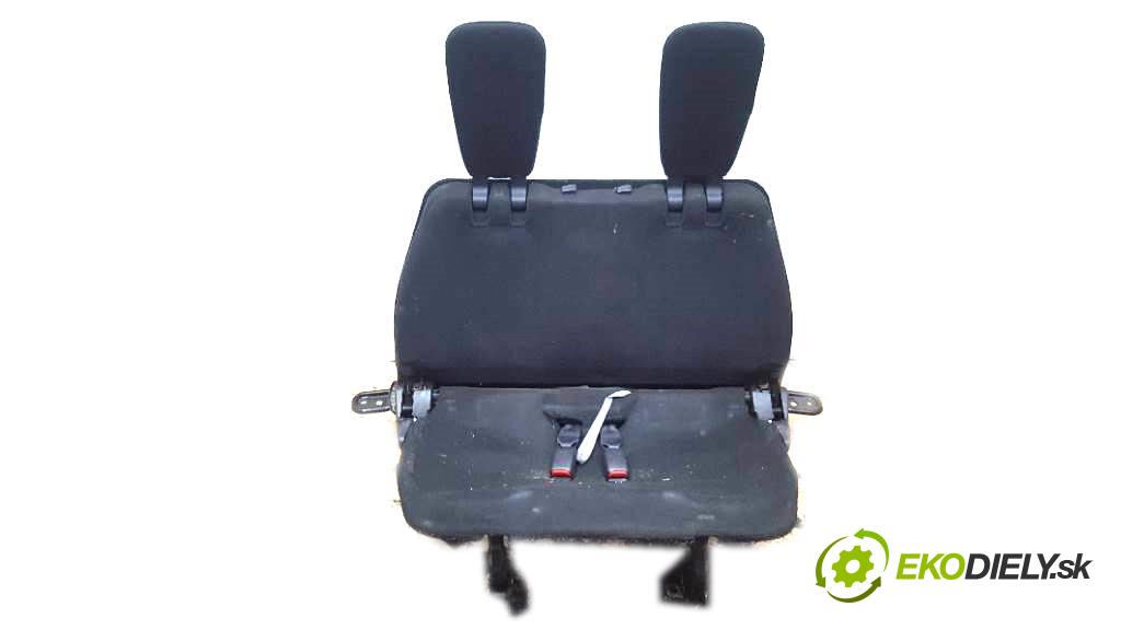 MITSUBISHI OUTLANDER II LIFT 2010 103kW II LIFT 1968 Sedadlo zad  3 RZĄD (Sedačky, sedadlá)