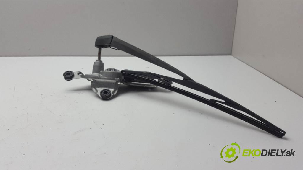 MAZDA 6 GH 2009 108kW GH 1999 Motorček stieračov zad GS2A67450 4PIN (Ostatné)