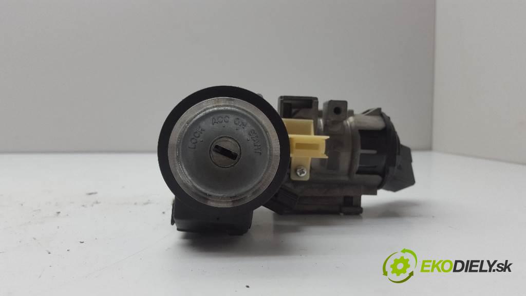 MAZDA 6 GH 2009 108kW GH 1999 spinačka 6PIN (Spínacie skrinky a kľúče)