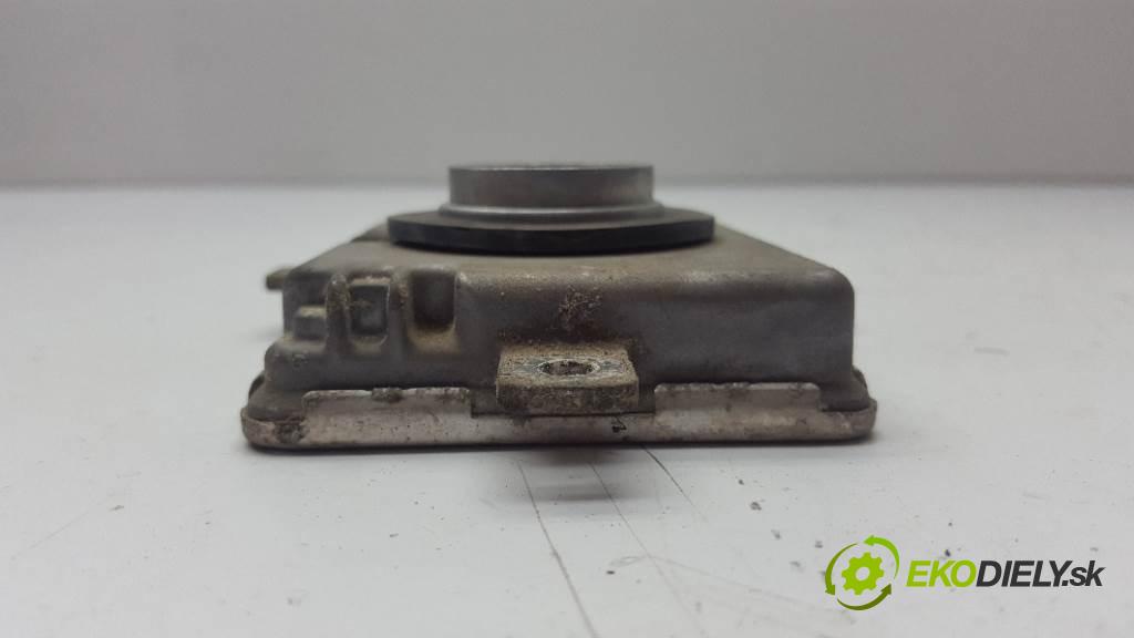 MITSUBISHI OUTLANDER II LIFT 2010 103kW II LIFT 1968 Menič XENON W3T16271 (Riadiace jednotky xenónu)