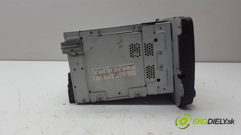 VOLKSWAGEN TOURAN  2006 77kW    1896 RADIO 1K0035191 (Audio zariadenia)