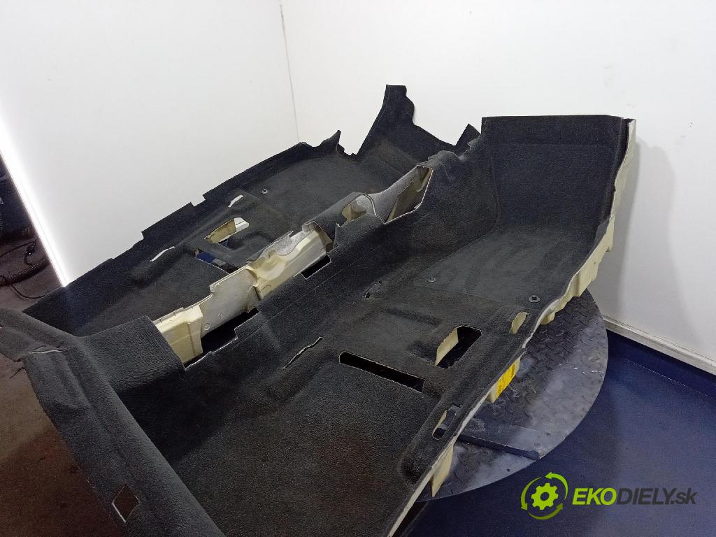 Audi A6 2021 koberec do auta 4K3863021G