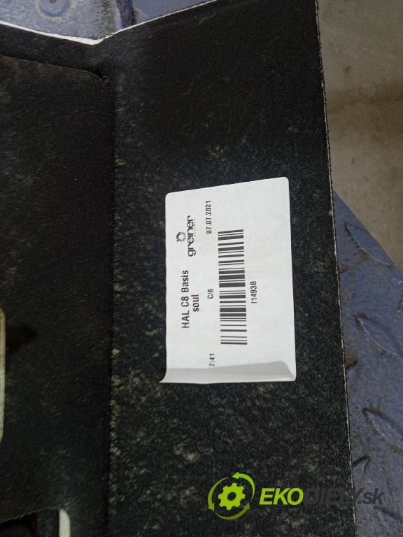Audi A6 2021 kufra: 4K3863021G