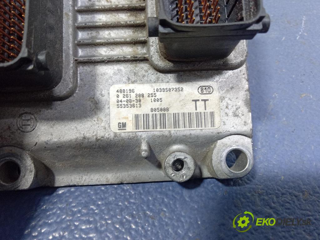 Opel Meriva-a 2005 řídící jednotka Motor: 55353613