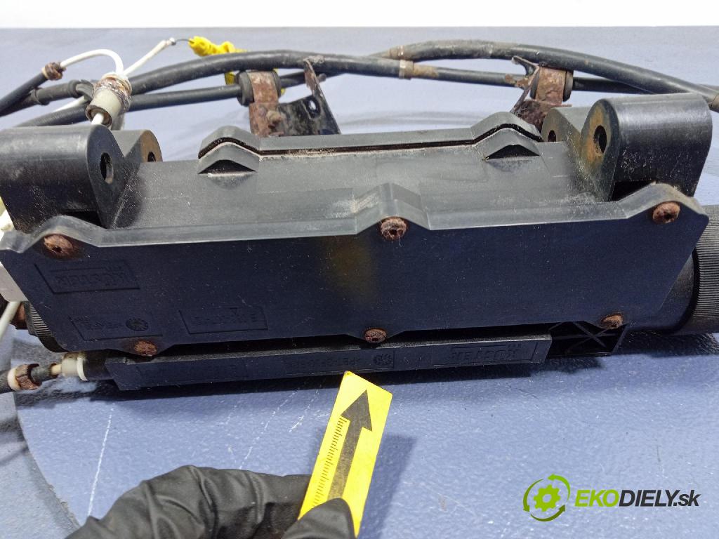 Citroen C5 2008 kulisa Brzda: Manuál 9687473180