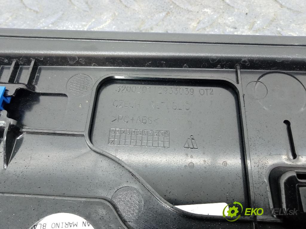 Bmw Seria 1 0 Spoiler: 7490370