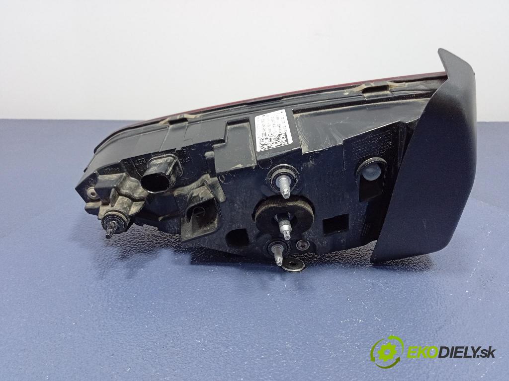 Audi A6 2021 světlo Zad: levá Uvnitř 4K5945093C