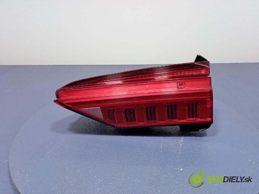 Audi A6 2021 světlo Zad: Práva: Uvnitř 4K5945094C