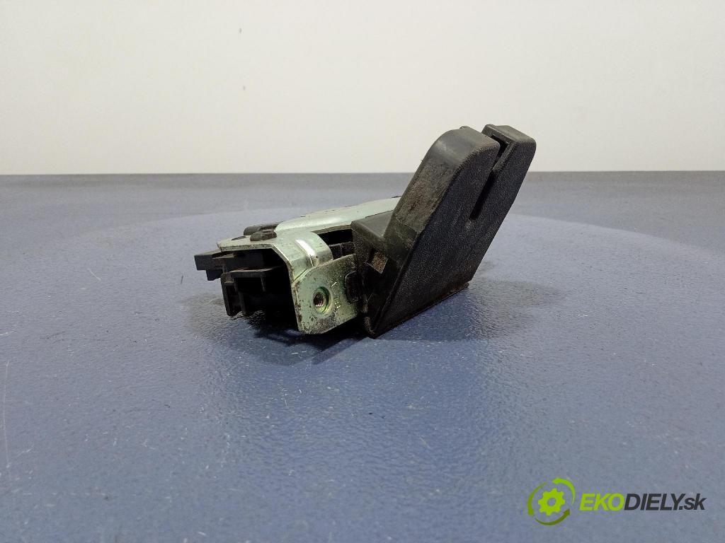 Opel Astra 2005 zámek Klapky: kufr 13117285