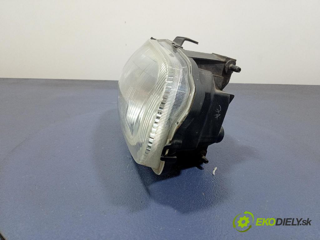 Suzuki Alto 2002 světlo v pravo: 1711-00-01R