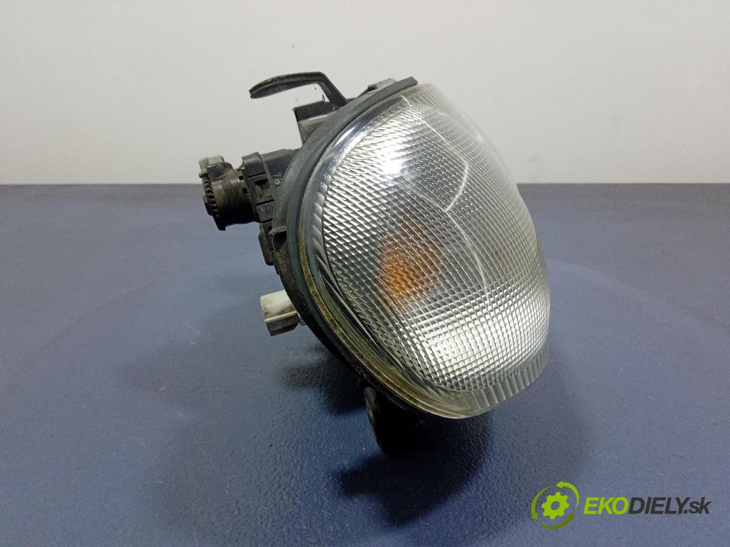Suzuki Alto 2002 světlo v pravo: 1711-00-01R