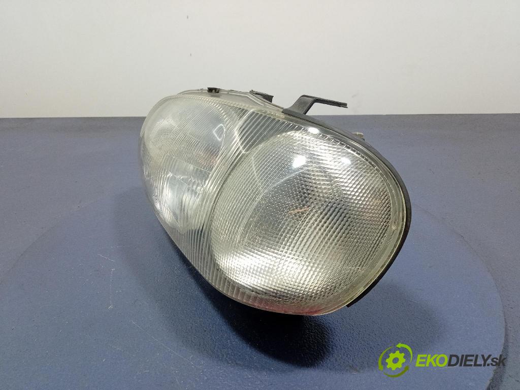 Suzuki Alto 2002 světlo v pravo: 1711-00-01R