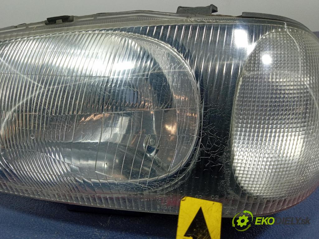 Suzuki Alto 2002 světlo v pravo: 1711-00-01R