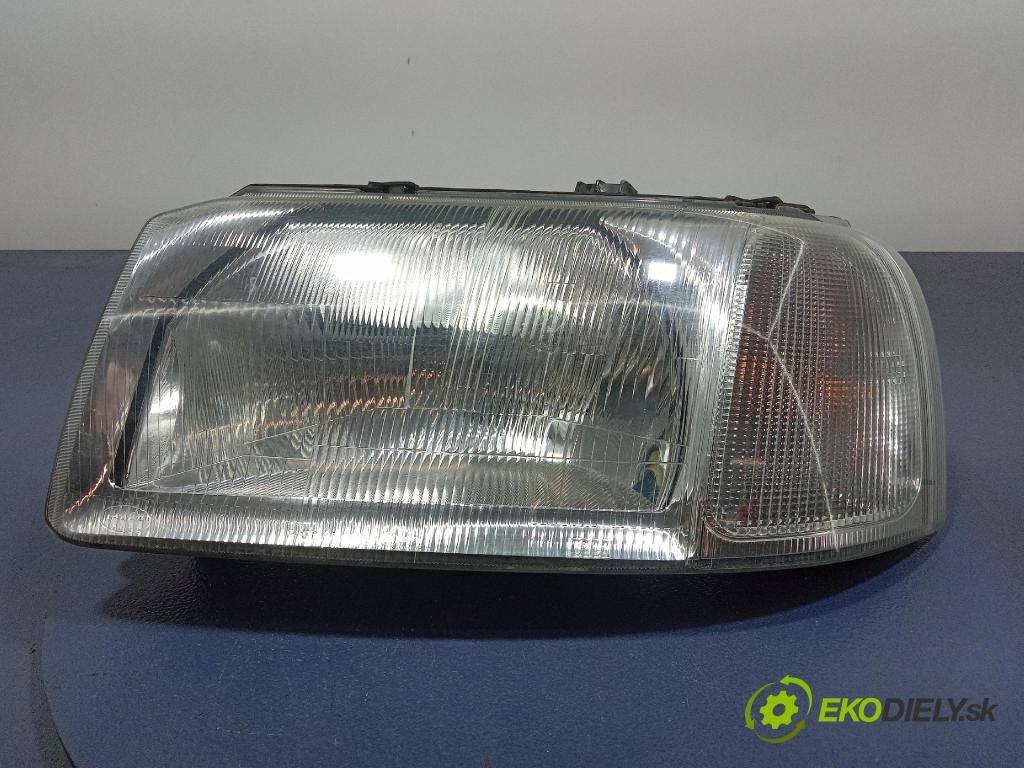 Land rover Freelander 2001 Reflektor: Vľavo: 88203321