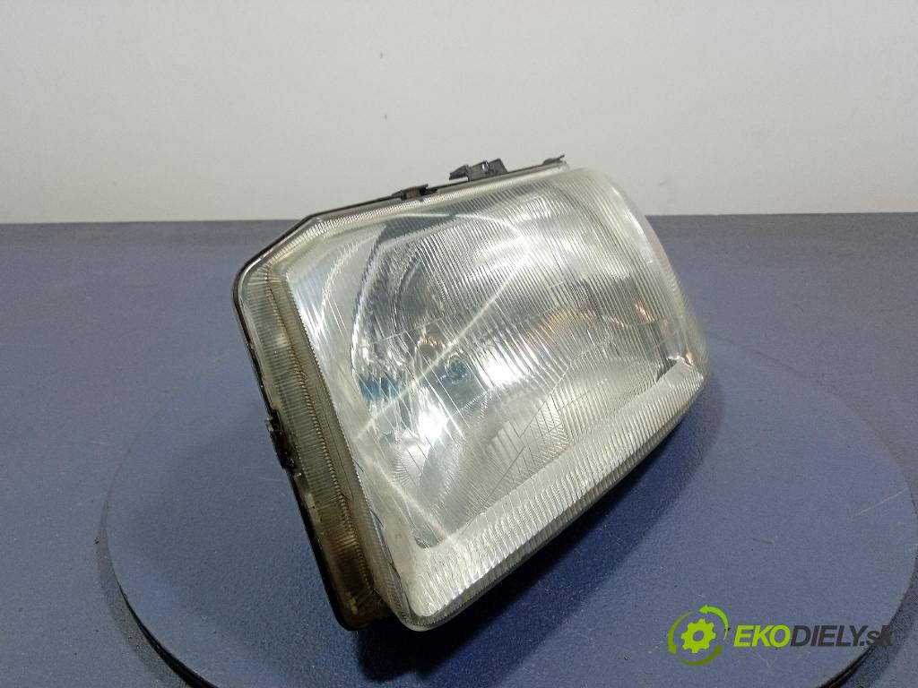 Land rover Freelander 2001 Reflektor: Vľavo: 88203321