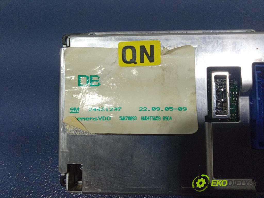 Opel Vectra 2005 Radio I Navigace: 13188477
