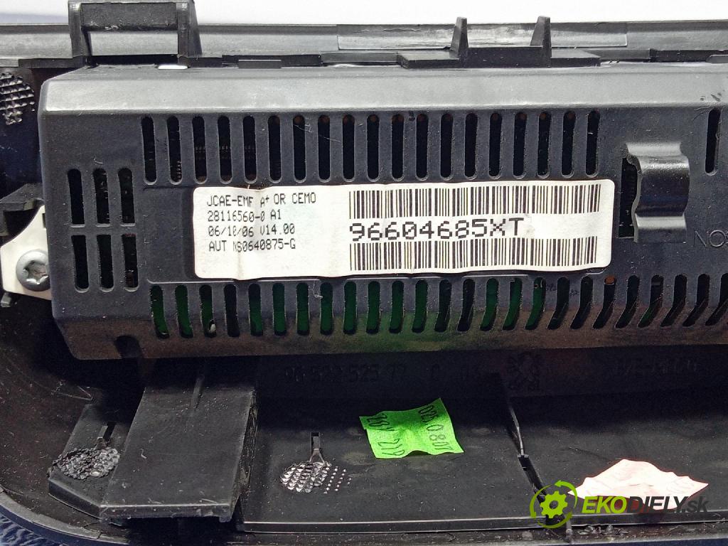 Peugeot 307 2006 Zobrazit: Rádio: / GPS 96604685XT