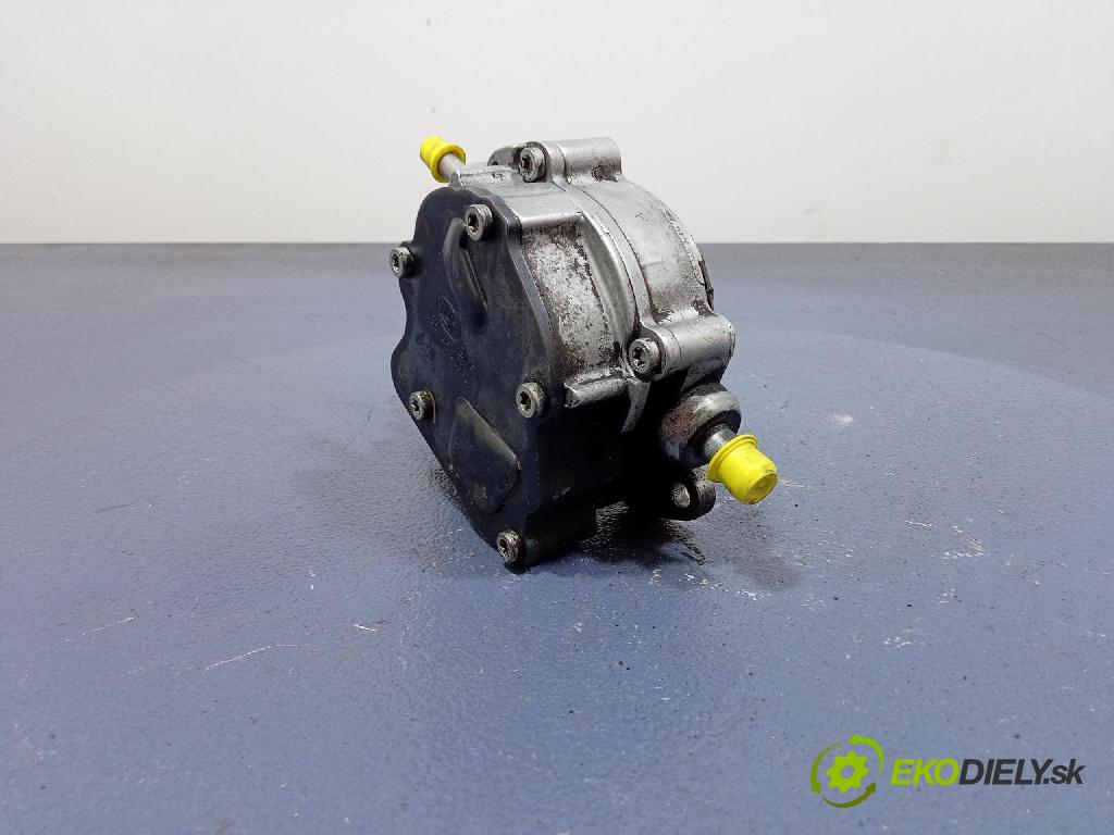 Vw Sharan 2001 čerpadlo vakuová 038145209A