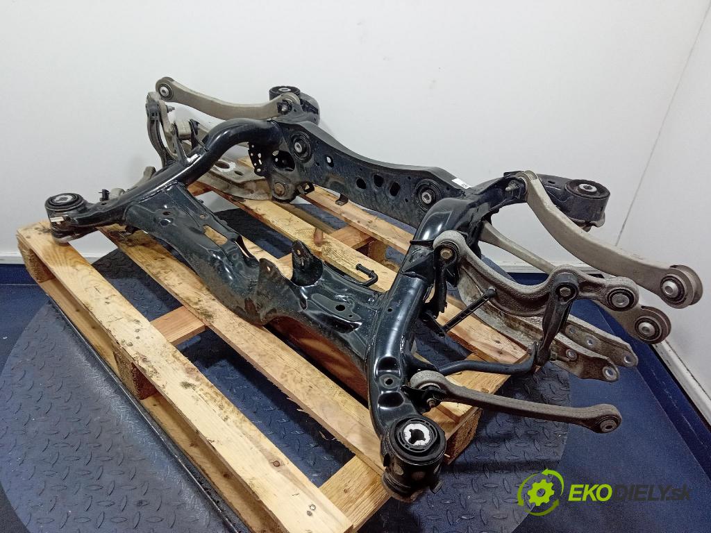 Audi A6 2021 výztuha Pozastavenia: Zad: 4K0505235AL